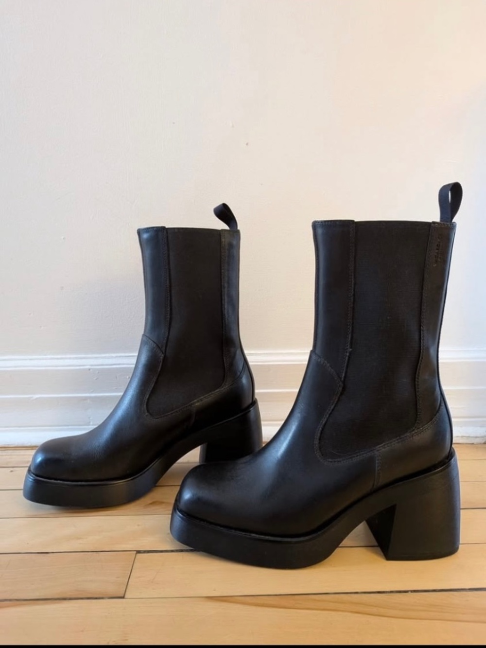 Boots Vagabond